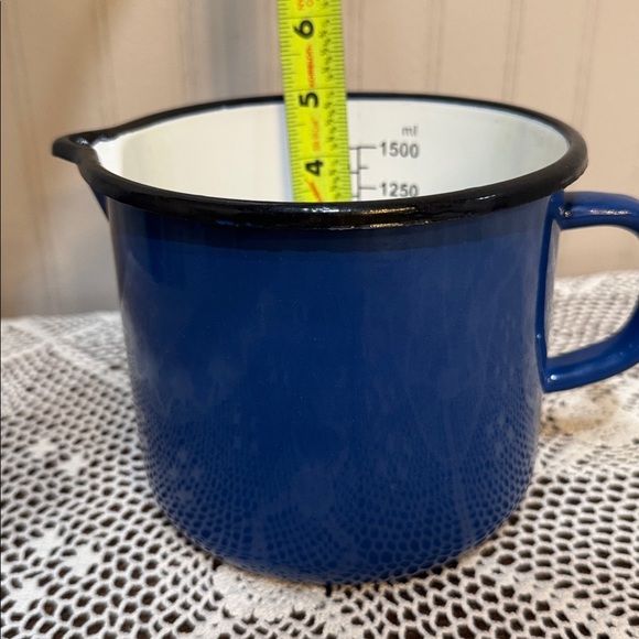 Enamelware Metal 50 oz Measuring Cup Vintage Blue Emailul Romania - Picture 7 of 9